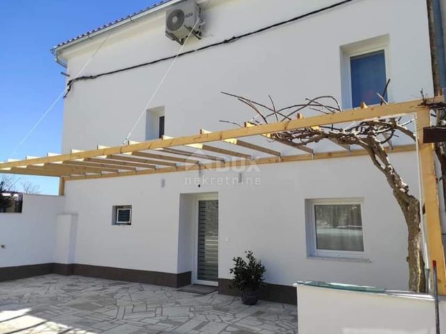 Kuća na prodaju 131 m² – Valtura