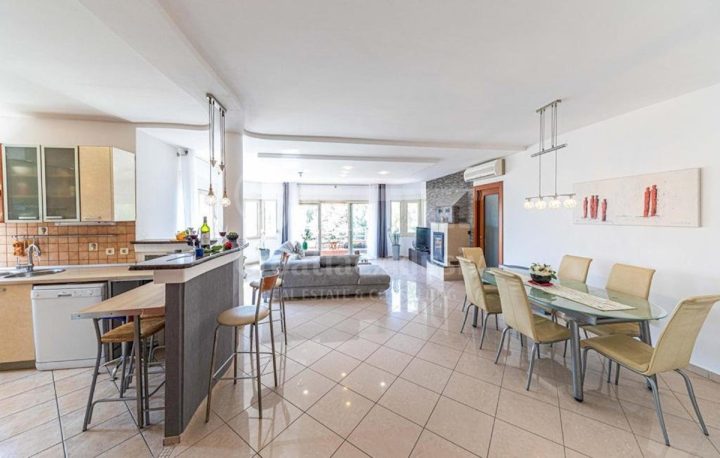 Haus Zu verkaufen - Splitsko-dalmatinska Podstrana - foto 4/13