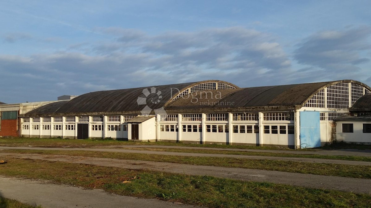 Lokal użytkowy Na sprzedaż - KARLOVAČKA JOSIPDOL