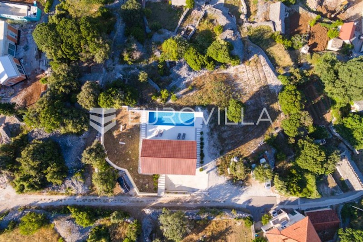 House For sale - SPLITSKO-DALMATINSKA SUPETAR