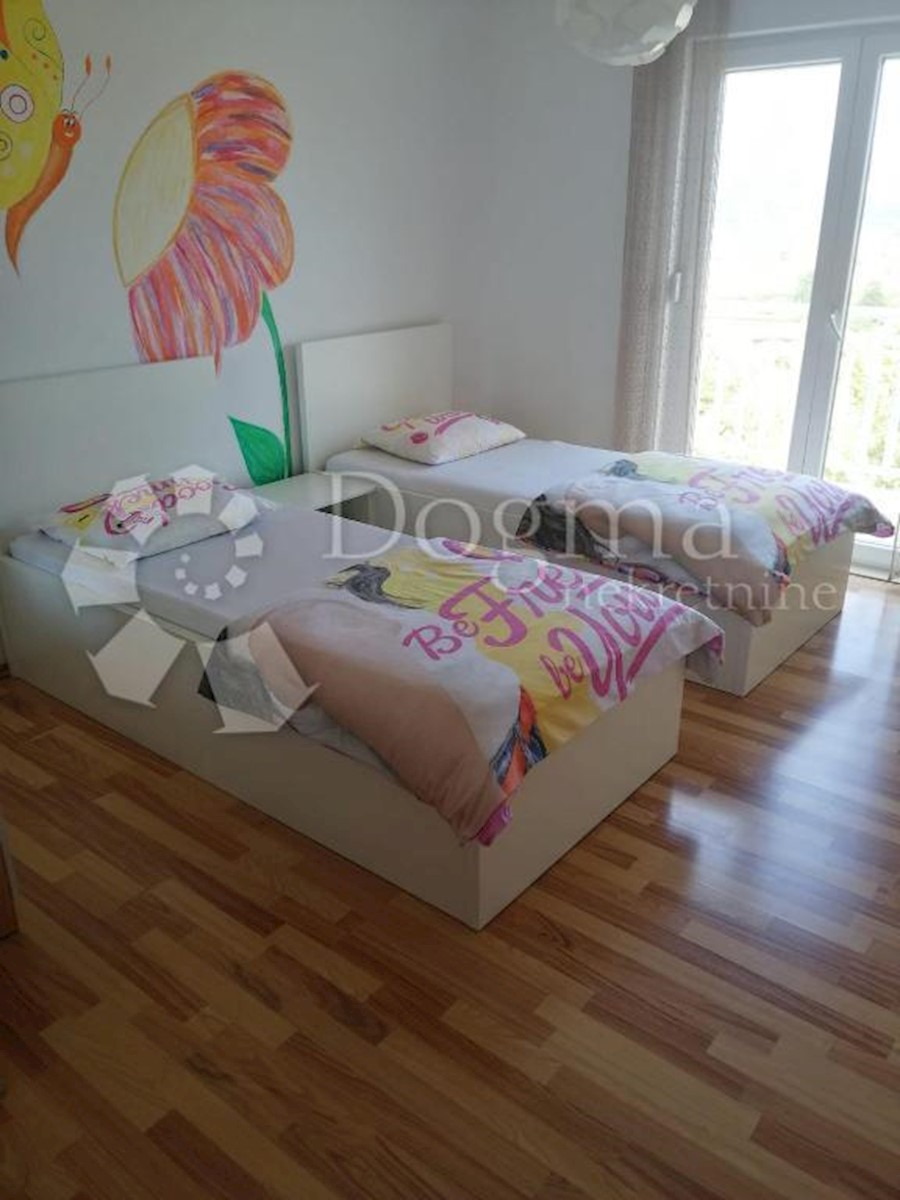 Kuća Na prodaju - SPLITSKO-DALMATINSKA ZMIJAVCI