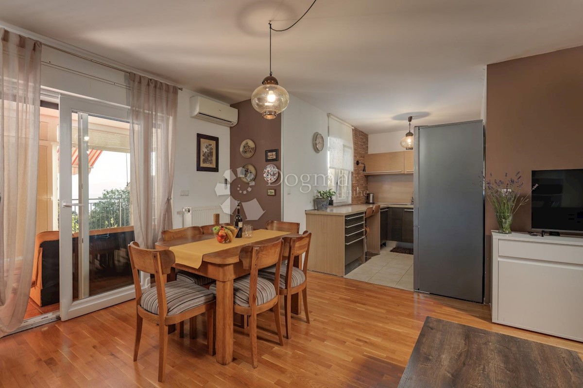 Flat For sale - PRIMORSKO-GORANSKA KOSTRENA