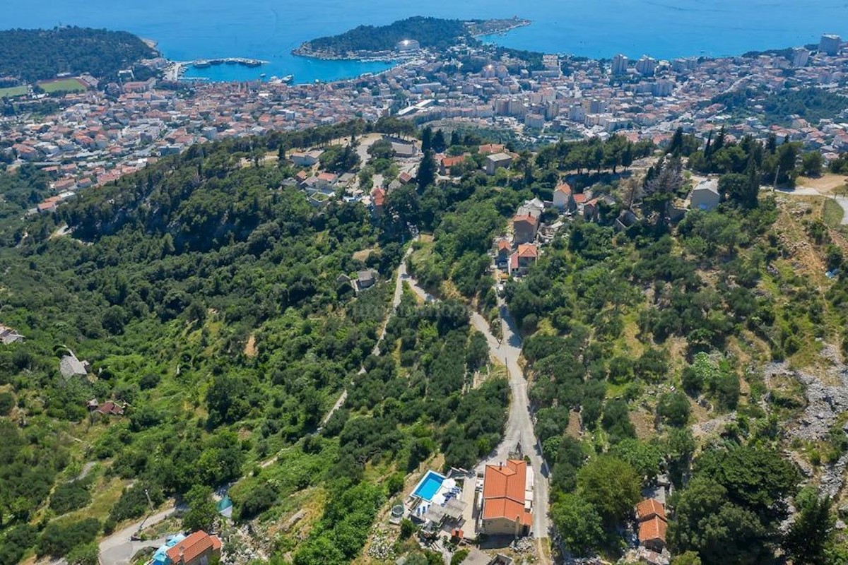 Hiša Naprodaj - SPLITSKO-DALMATINSKA Makarska