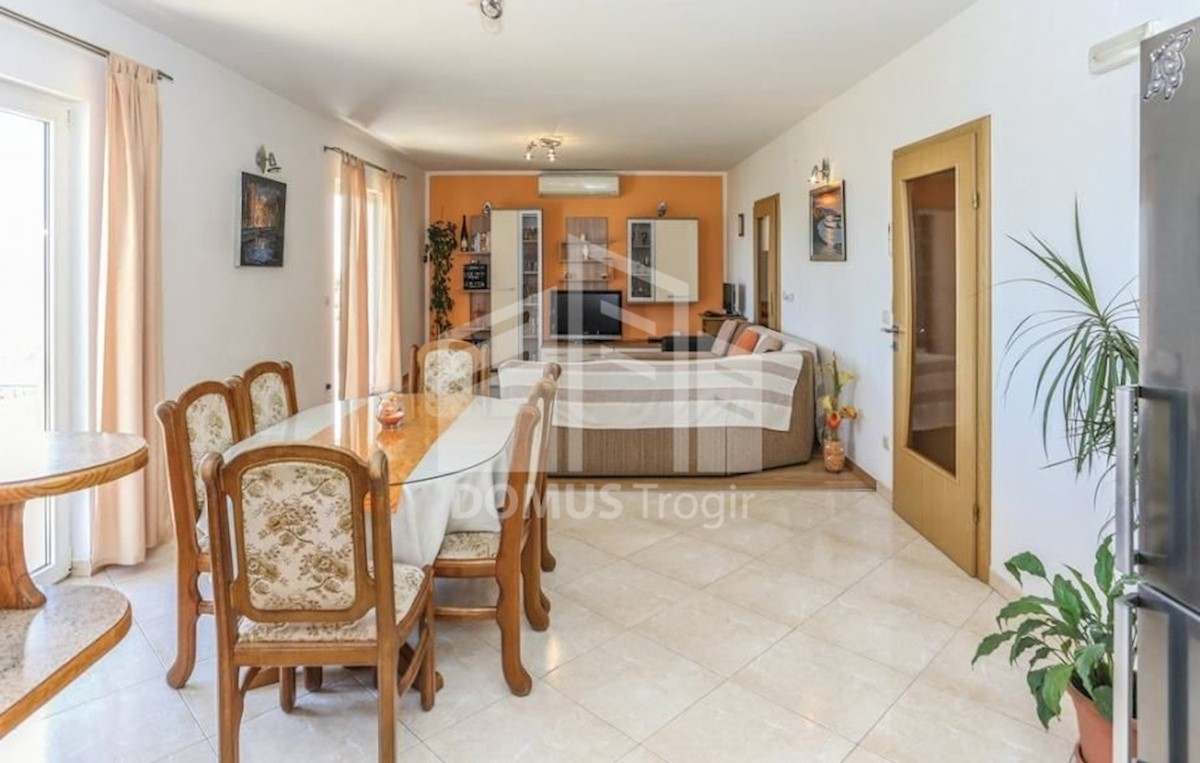 House For sale - SPLITSKO-DALMATINSKA KAŠTELA