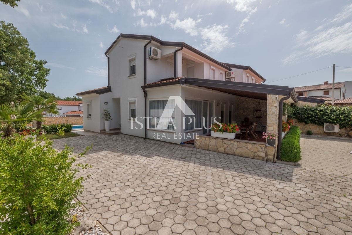 Kuća Na prodaju - ISTARSKA POREČ