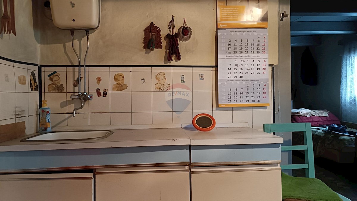 Kuća Na prodaju - KARLOVAČKA OGULIN