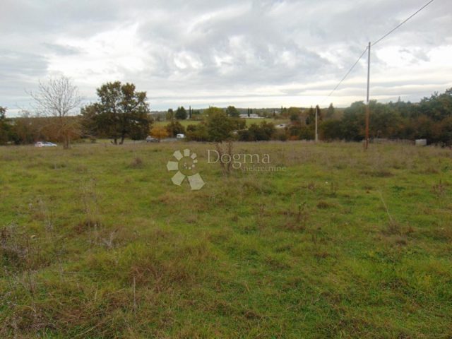 Terreno in vendita 3281 m² – Žminj