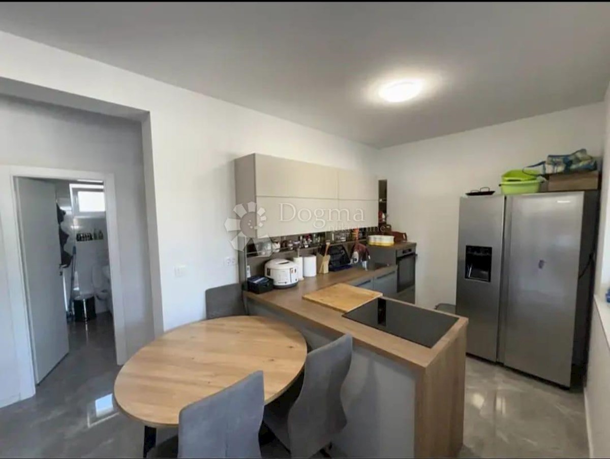 Flat For sale - ZADARSKA VIR