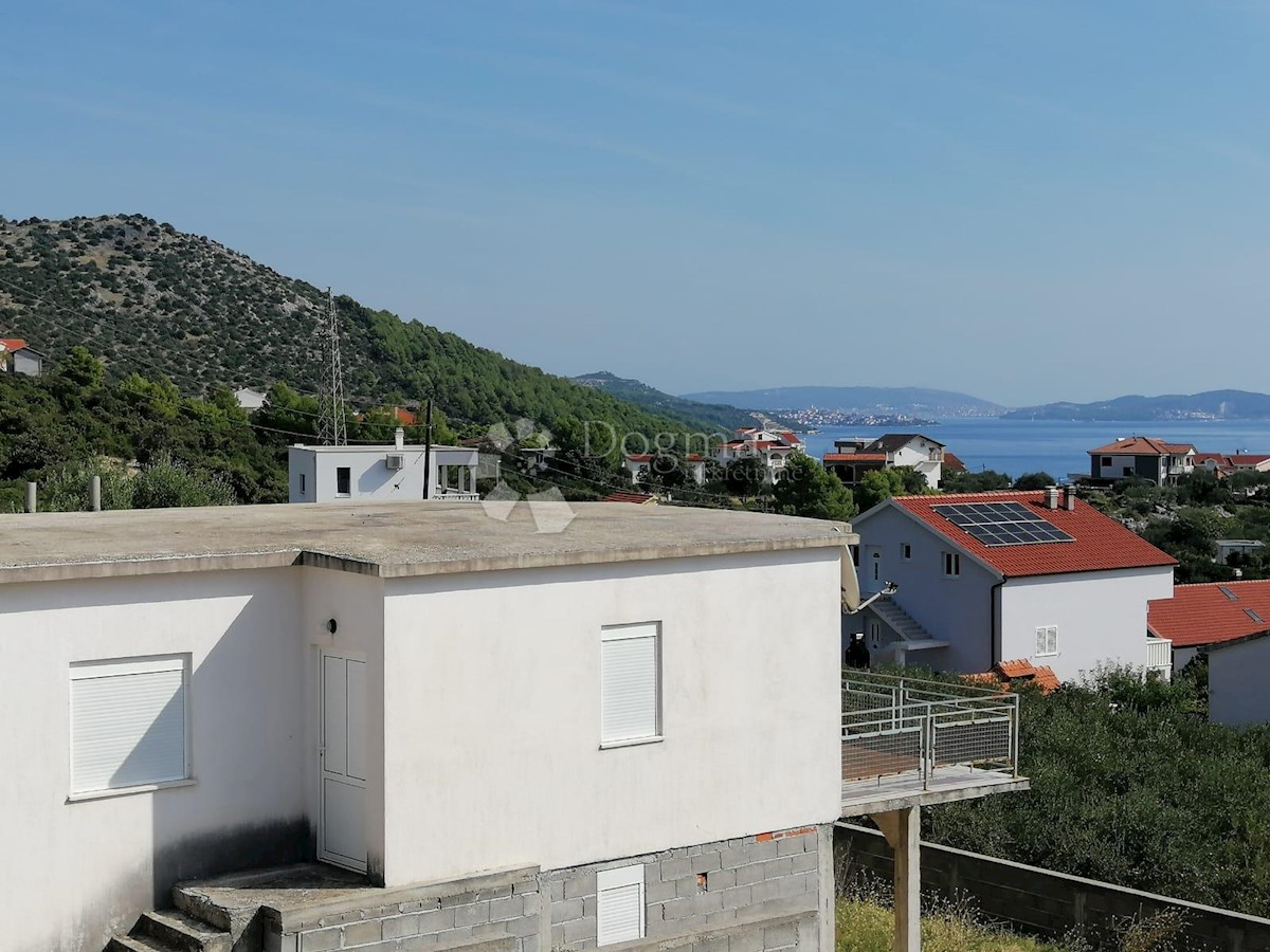 Haus Zu verkaufen - SPLITSKO-DALMATINSKA MARINA