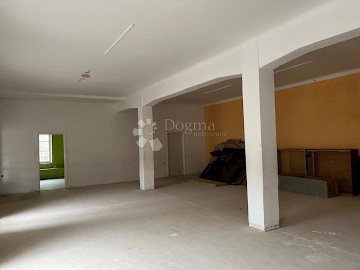 Business premises For sale - PRIMORSKO-GORANSKA RIJEKA