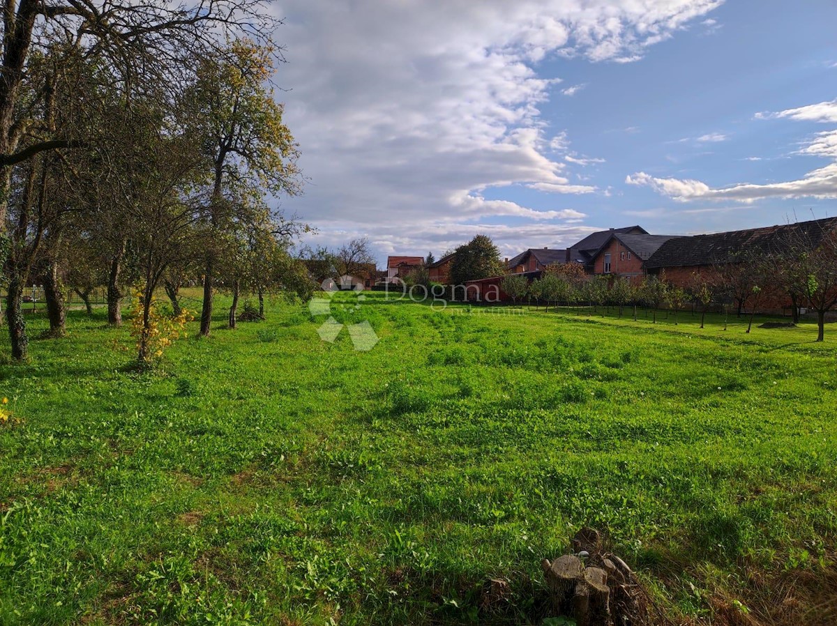 Land For sale - ZAGREBAČKA VELIKA GORICA