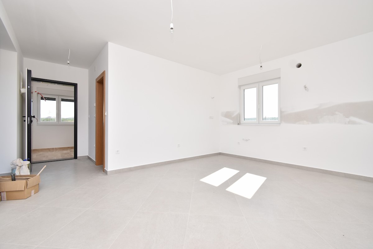 Flat For sale - ŠIBENSKO-KNINSKA PRIMOŠTEN