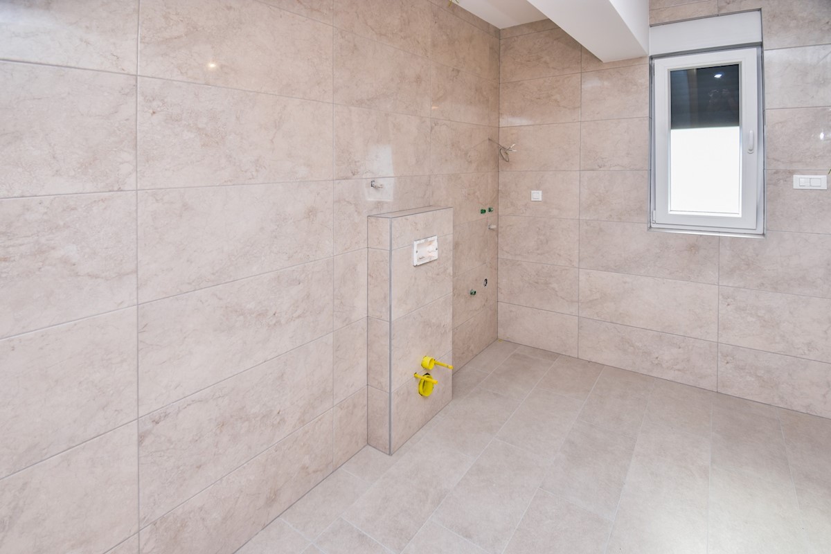 Flat For sale - ŠIBENSKO-KNINSKA PRIMOŠTEN