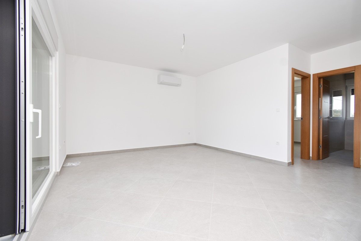 Flat For sale - ŠIBENSKO-KNINSKA PRIMOŠTEN