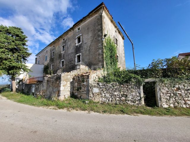Kuća na prodaju 200 m² – Barban