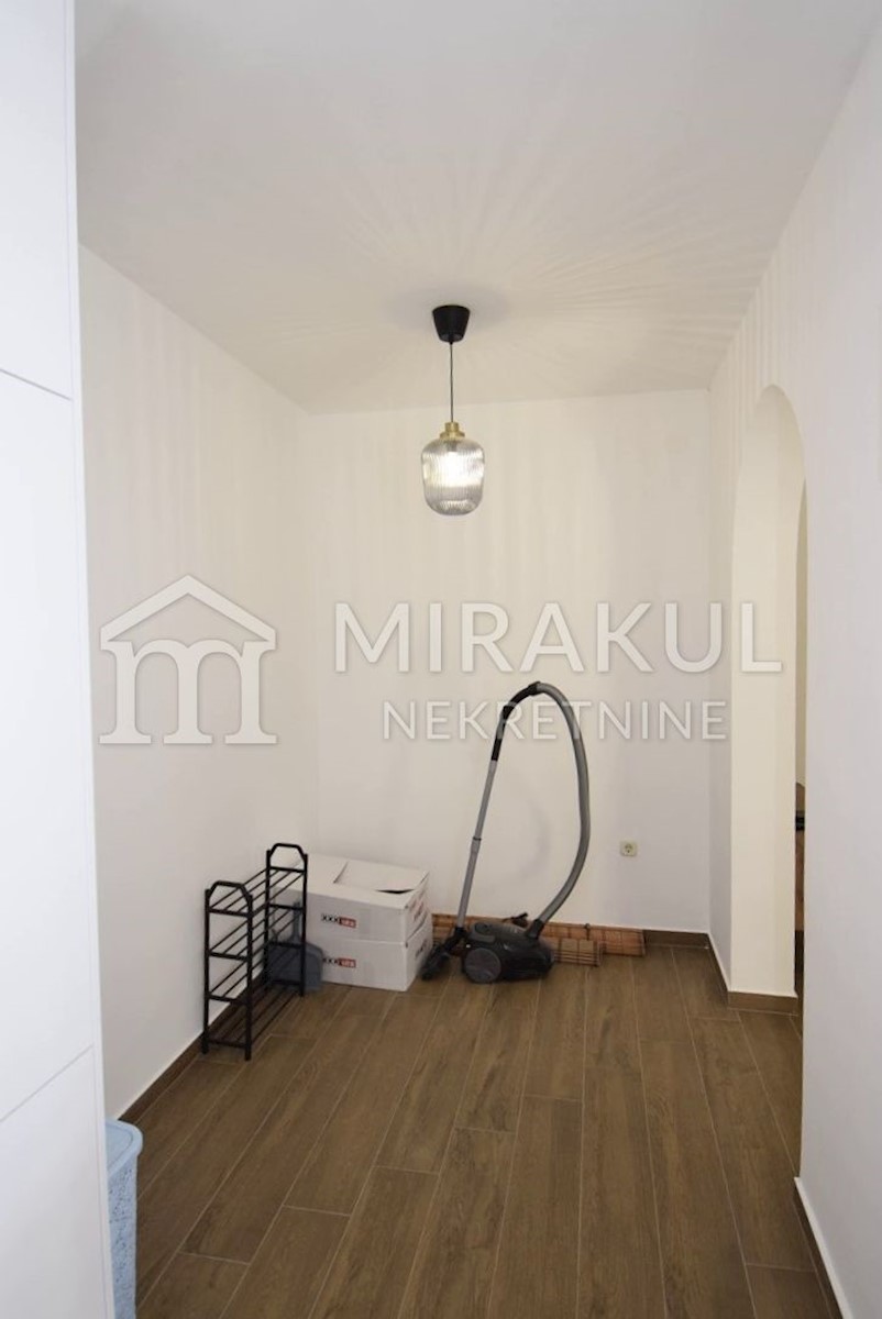 Apartmán Na prodej - ŠIBENSKO-KNINSKA PIROVAC