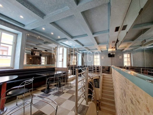 Locaux commerciaux à vendre 121 m² – Novi Vinodolski
