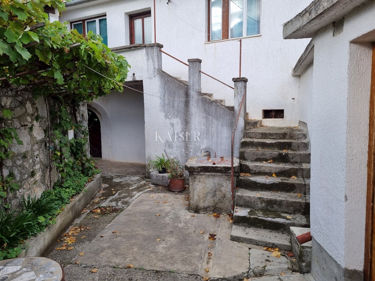 Kuća Na prodaju - Primorsko-goranska Vinodolska Općina - foto 1/7