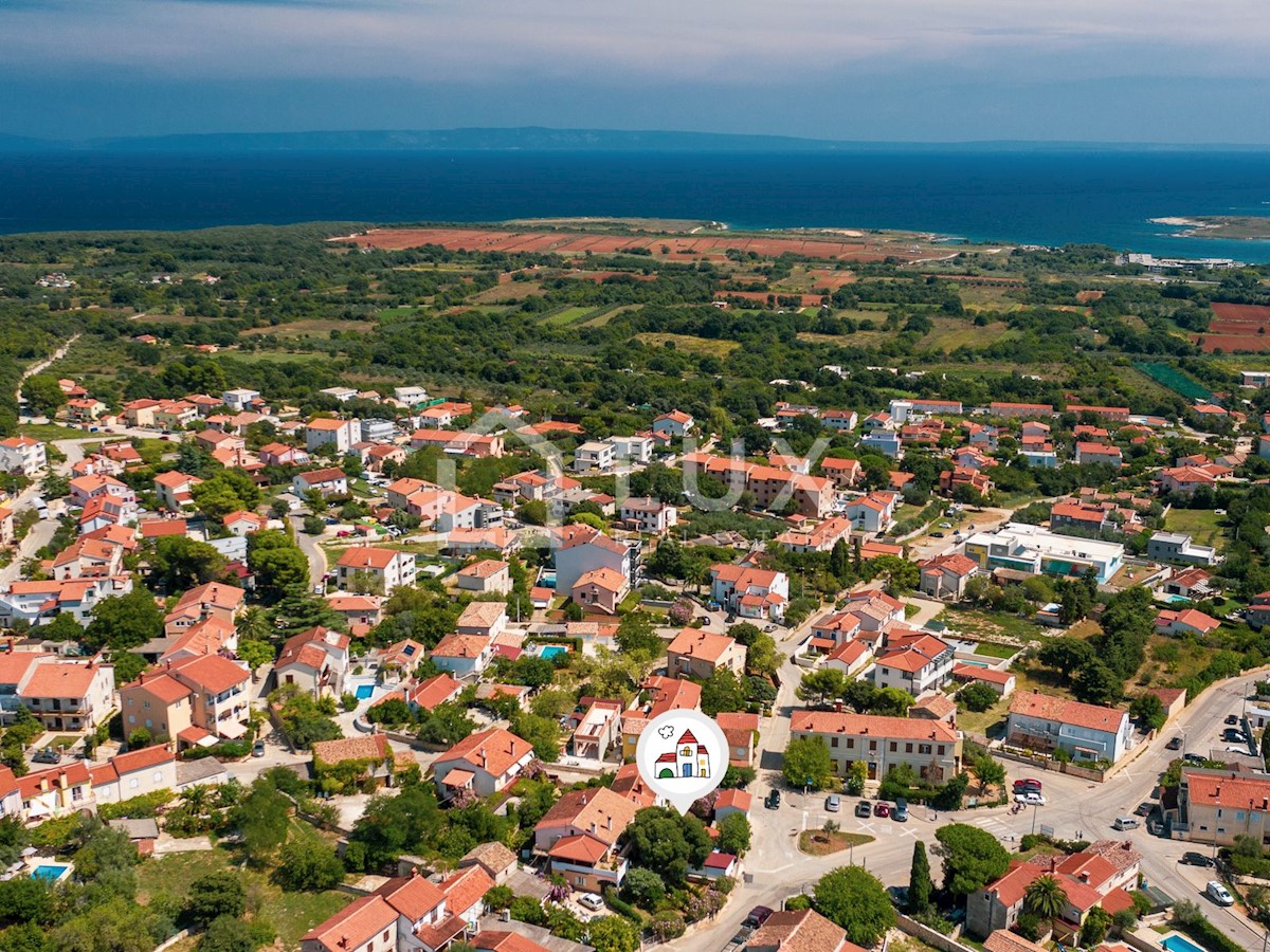 Kuća Na prodaju - ISTARSKA LIŽNJAN