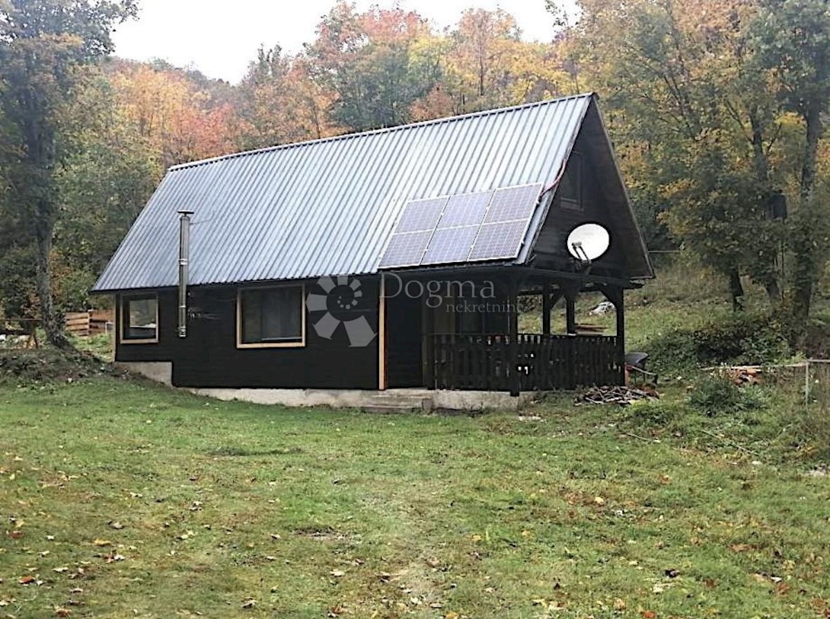 Casa In vendita - LIČKO-SENJSKA KARLOBAG