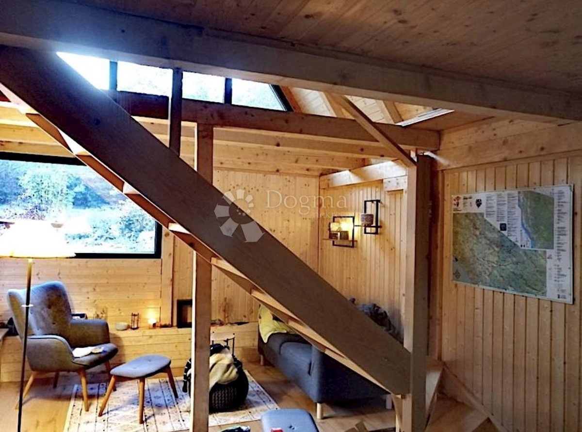 Casa In vendita - LIČKO-SENJSKA KARLOBAG