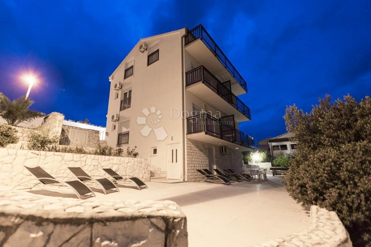 House For sale - SPLITSKO-DALMATINSKA ČIOVO