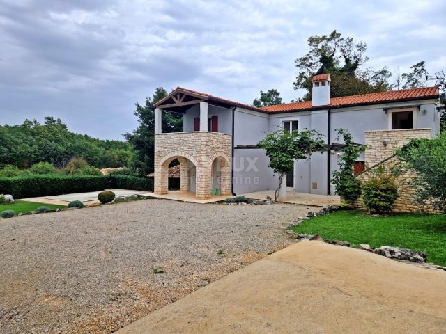 Haus zu verkaufen 170 m² – Sveti Lovreč Pazenatički