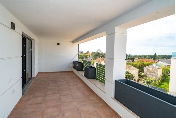 Apartmán na predaj 125 m² – Novigrad