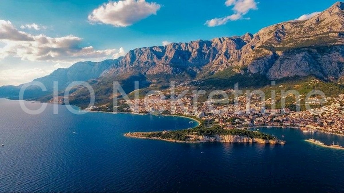 Poslovni prostor Na prodaju MAKARSKA