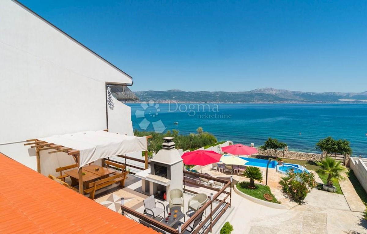 Maison À vendre - SPLITSKO-DALMATINSKA SPLIT