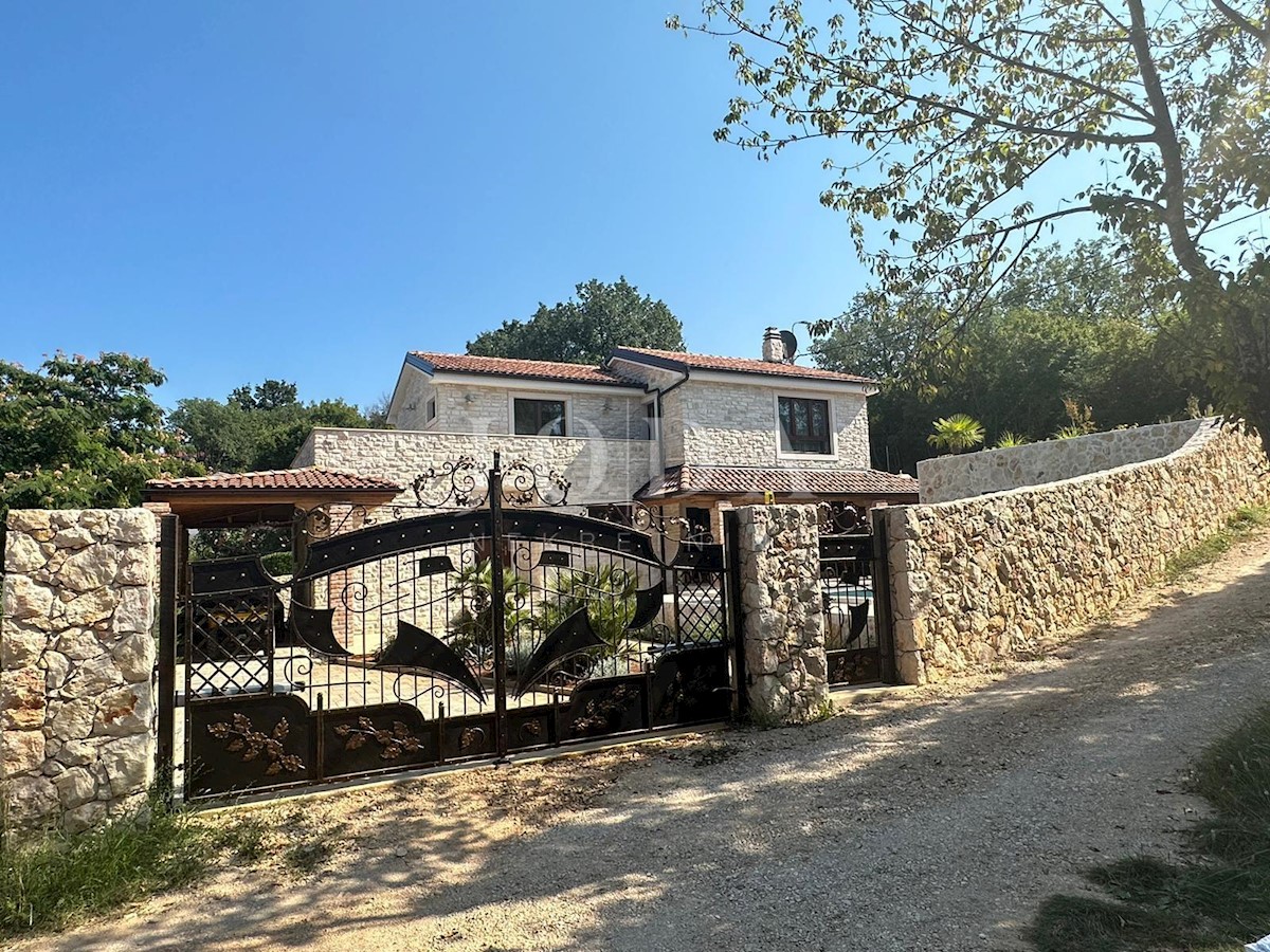 Dom Na predaj - PRIMORSKO-GORANSKA KRK