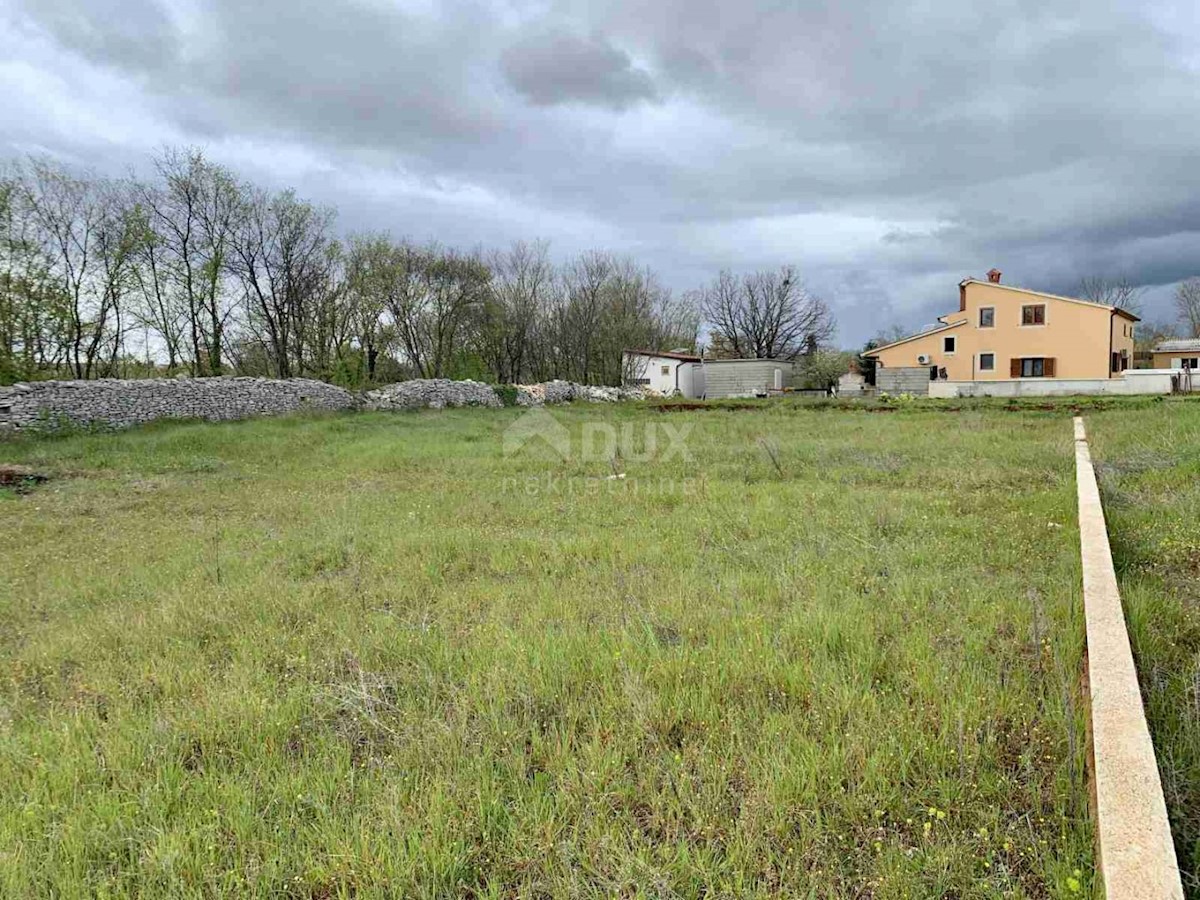 Land For sale - ISTARSKA SVETVINČENAT