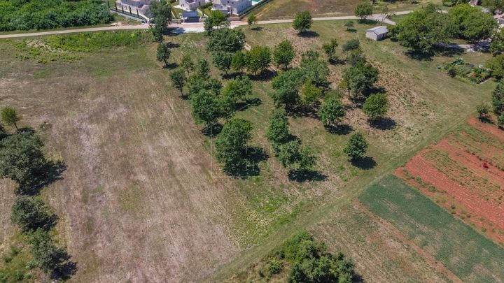 Parcela na predaj 4923 m² – Poreč