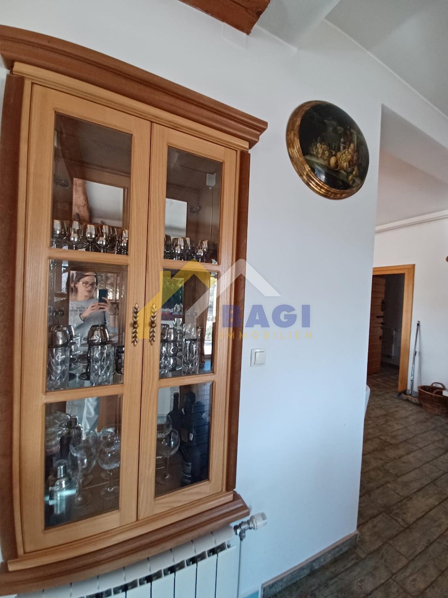 House For sale - ŠIBENSKO-KNINSKA VODICE