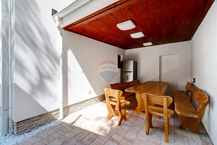 Hiša Na predaj - Primorsko-goranska Crikvenica - foto 2/17