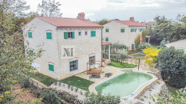 Casa in vendita 200 m² – Poreč