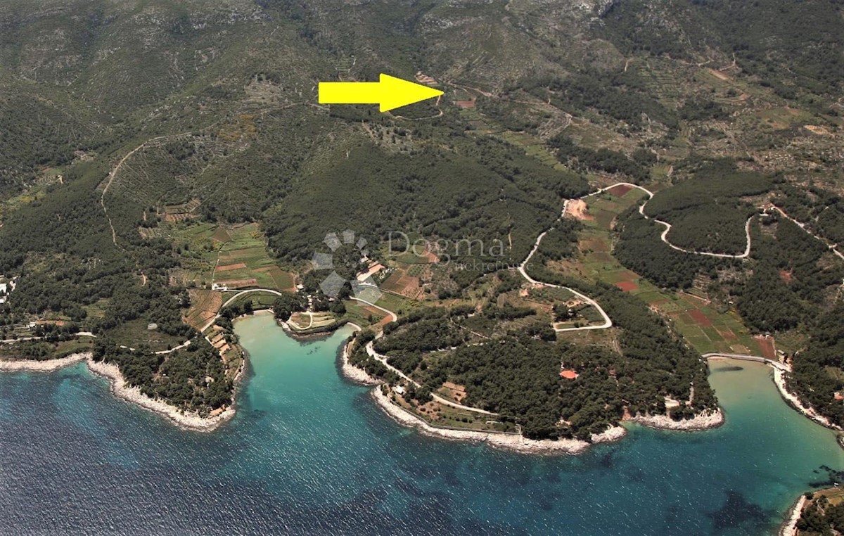 Land For sale - SPLITSKO-DALMATINSKA HVAR