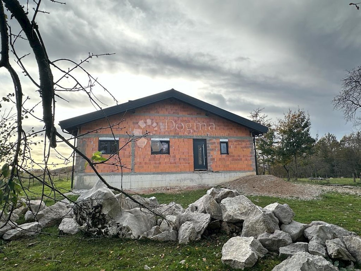 Casa In vendita - LIČKO-SENJSKA GOSPIĆ