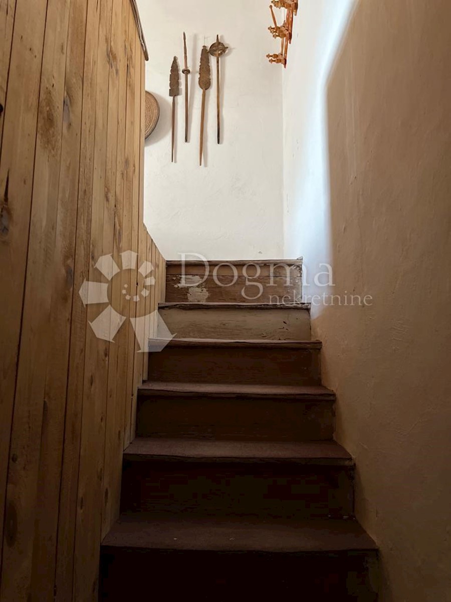 Haus Zu verkaufen - PRIMORSKO-GORANSKA MALI LOŠINJ