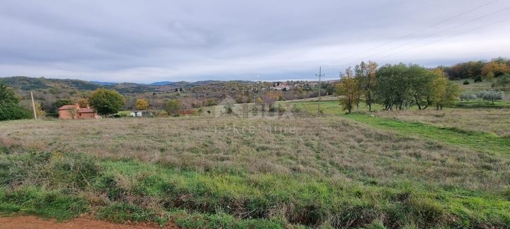Terrain à vendre 704 m² – Rakotule