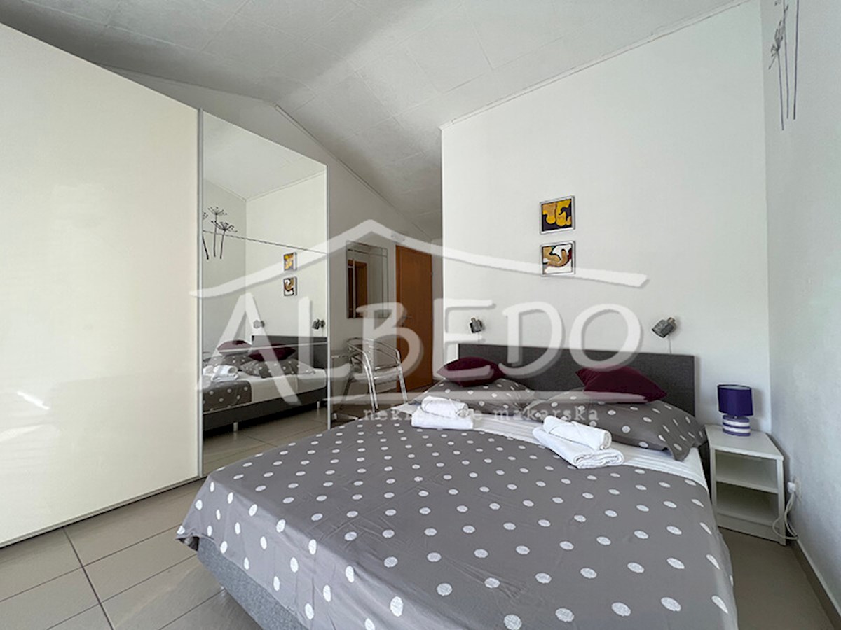 Apartmán Na predaj - SPLITSKO-DALMATINSKA BAŠKA VODA