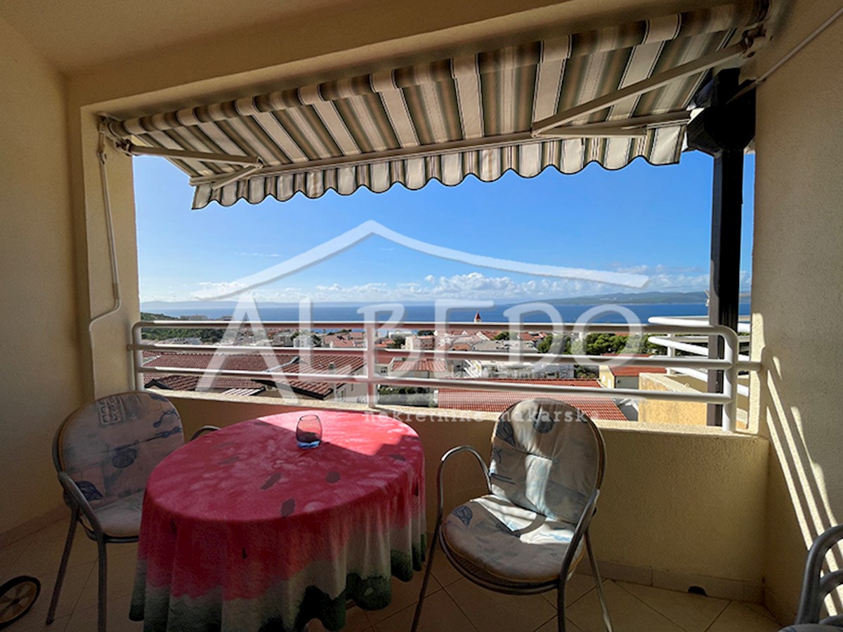 Flat For sale - SPLITSKO-DALMATINSKA BAŠKA VODA