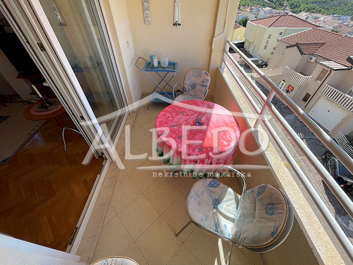 Apartment Zu verkaufen - SPLITSKO-DALMATINSKA BAŠKA VODA