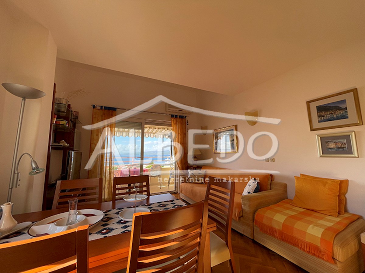 Flat For sale - SPLITSKO-DALMATINSKA BAŠKA VODA