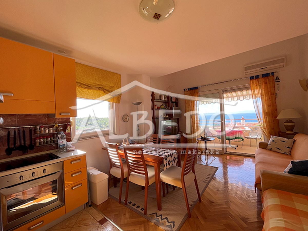 Apartment Zu verkaufen - SPLITSKO-DALMATINSKA BAŠKA VODA