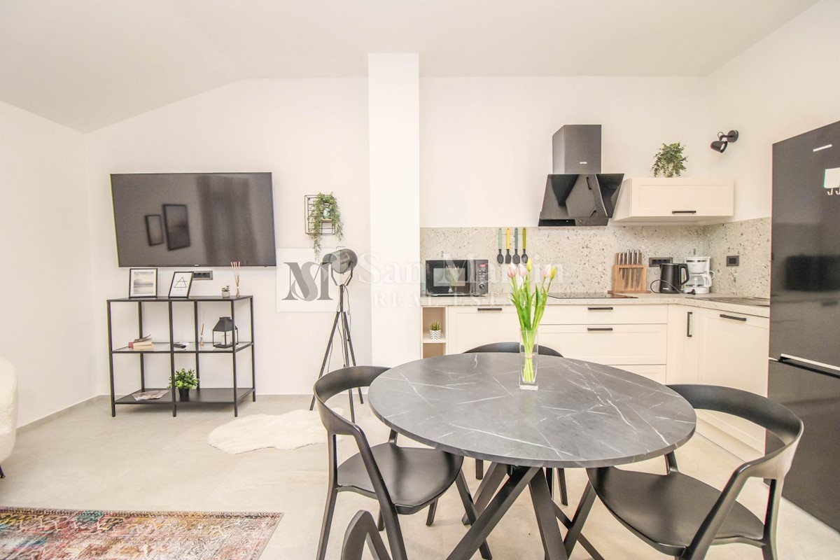Appartamento In vendita - ISTARSKA POREČ