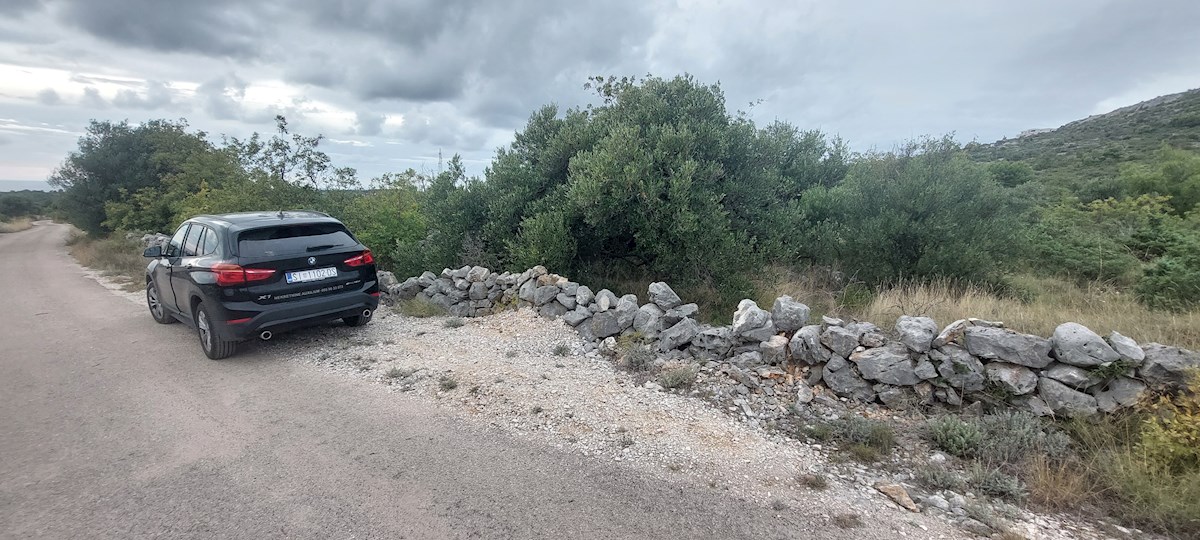 Terreno In vendita - ŠIBENSKO-KNINSKA ROGOZNICA