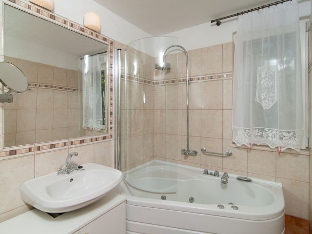 Haus Zu verkaufen - Splitsko-dalmatinska Supetar - foto 2/12