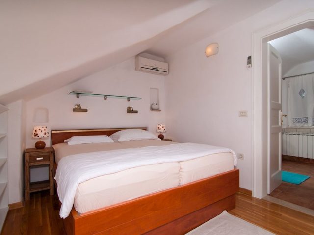 Haus Zu verkaufen - Splitsko-dalmatinska Supetar - foto 4/12