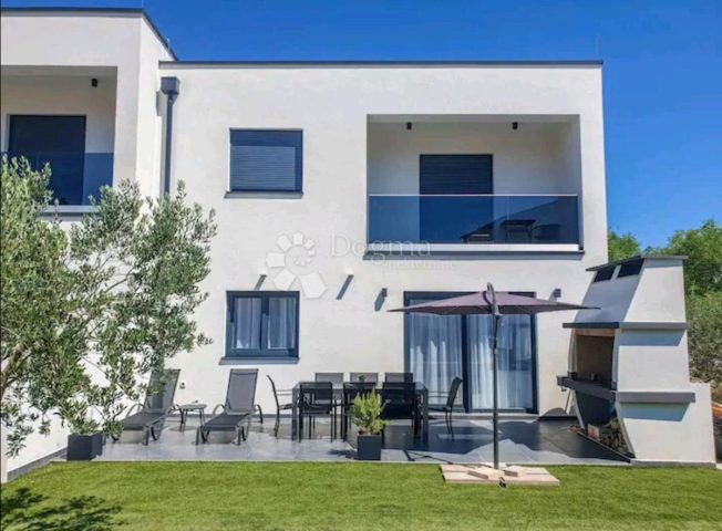 Casa in vendita 130 m² – Vodice